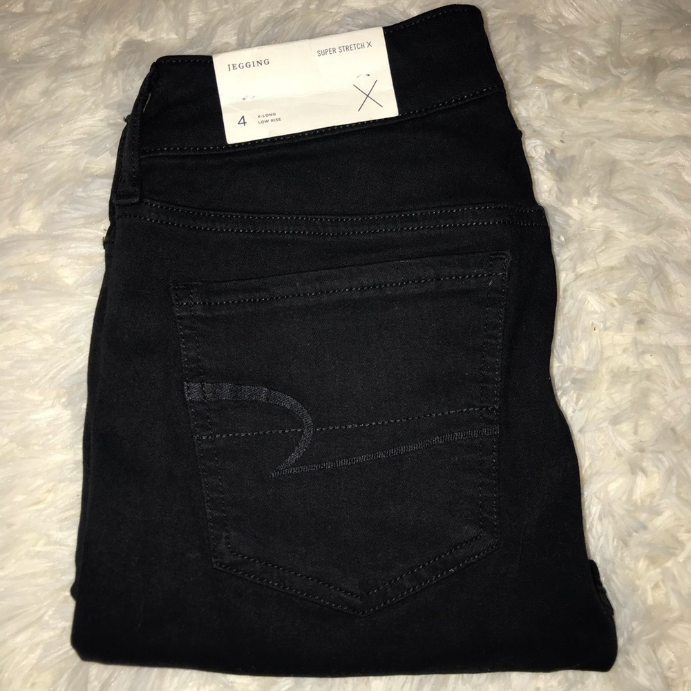 American Eagle Black Ripped Jeans/Jeggings